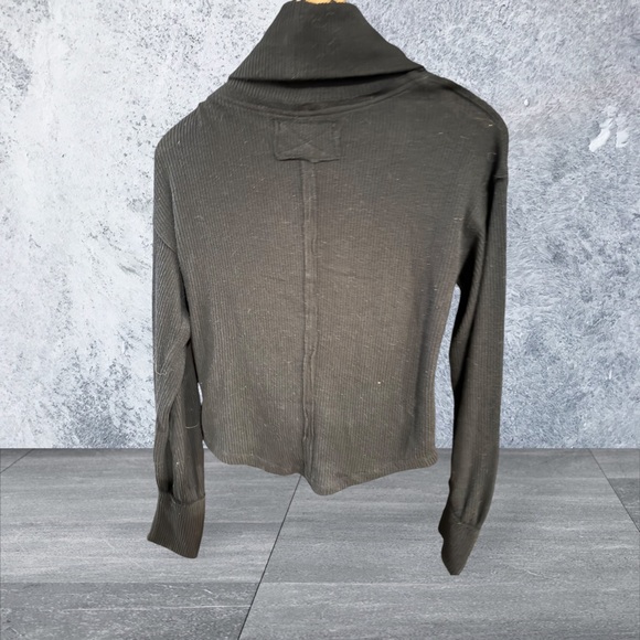 We The Free Black Wrap. Sweater NWT - Picture 3 of 3